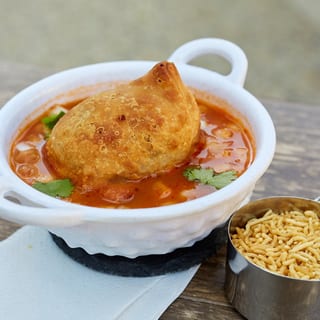 Crunchy Vegan Samosa Chaat